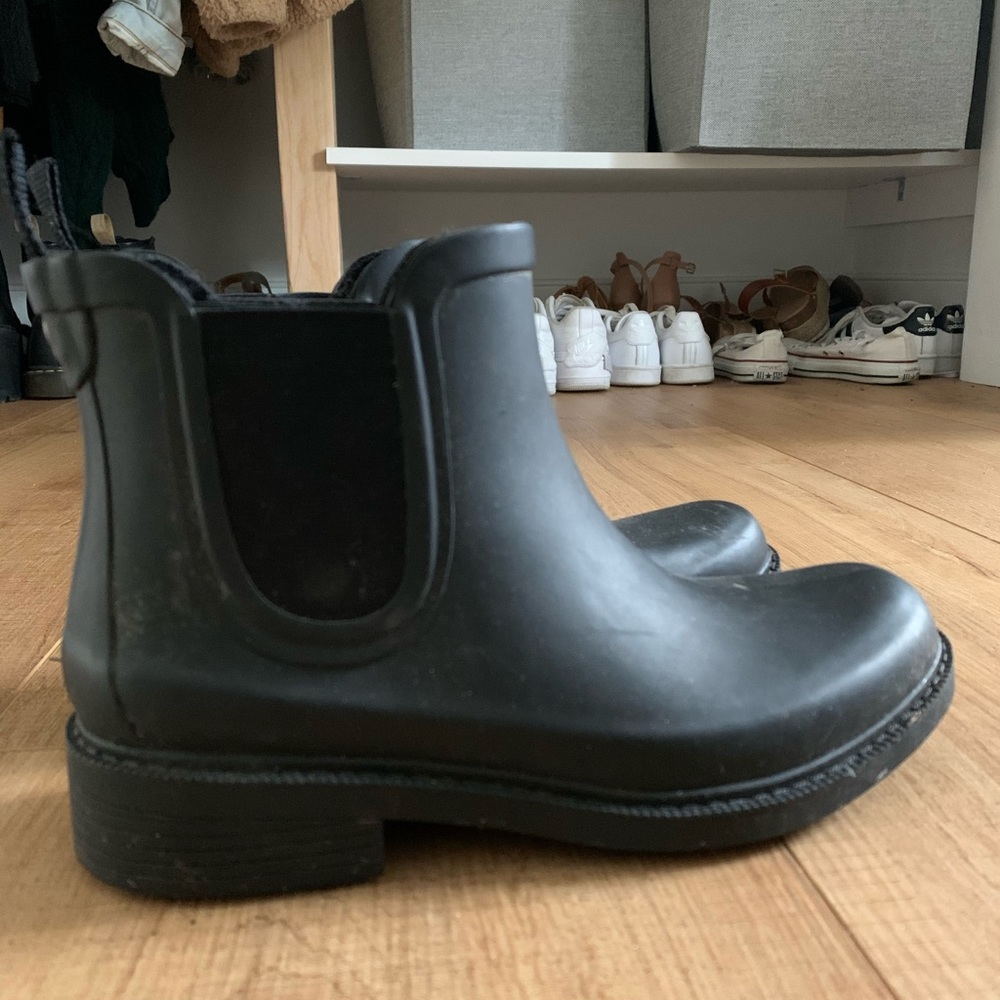 Rubble black booties